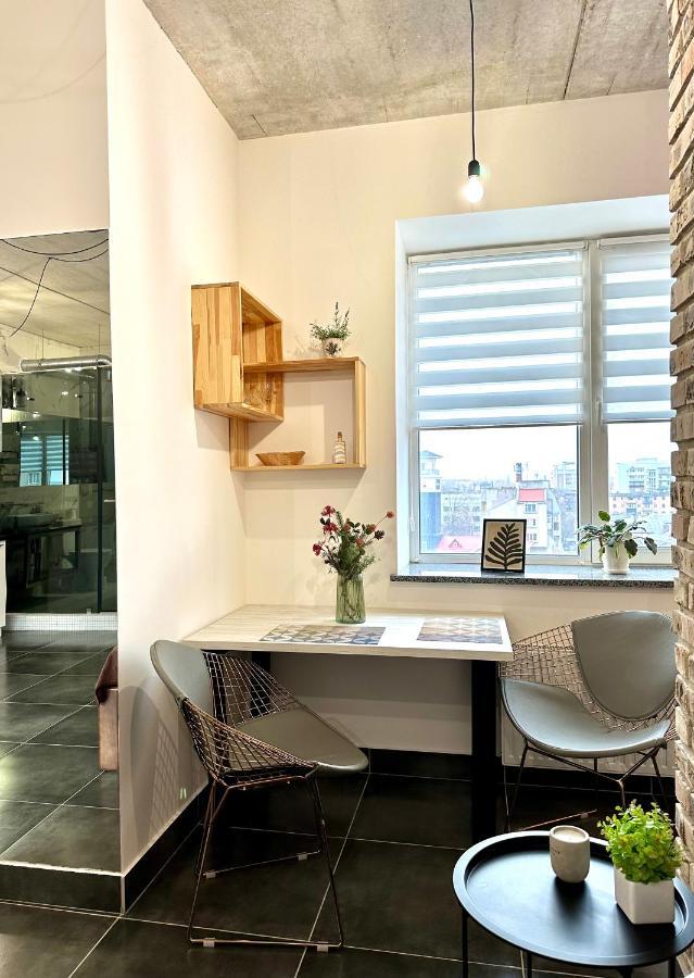 ריבנה Designer Apartments In The City Center מראה חיצוני תמונה