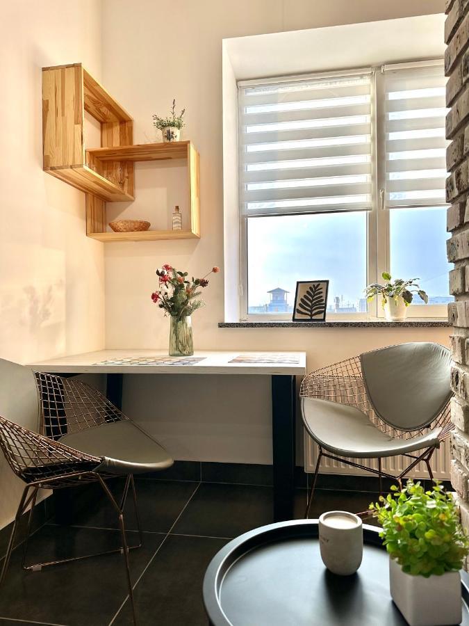ריבנה Designer Apartments In The City Center מראה חיצוני תמונה