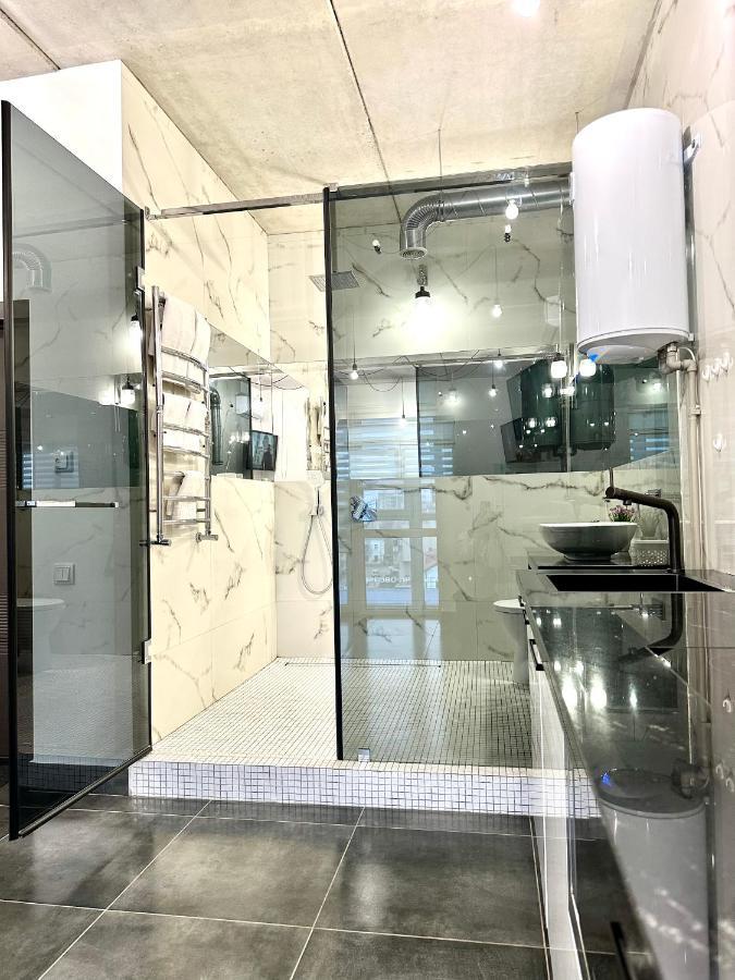 ריבנה Designer Apartments In The City Center מראה חיצוני תמונה