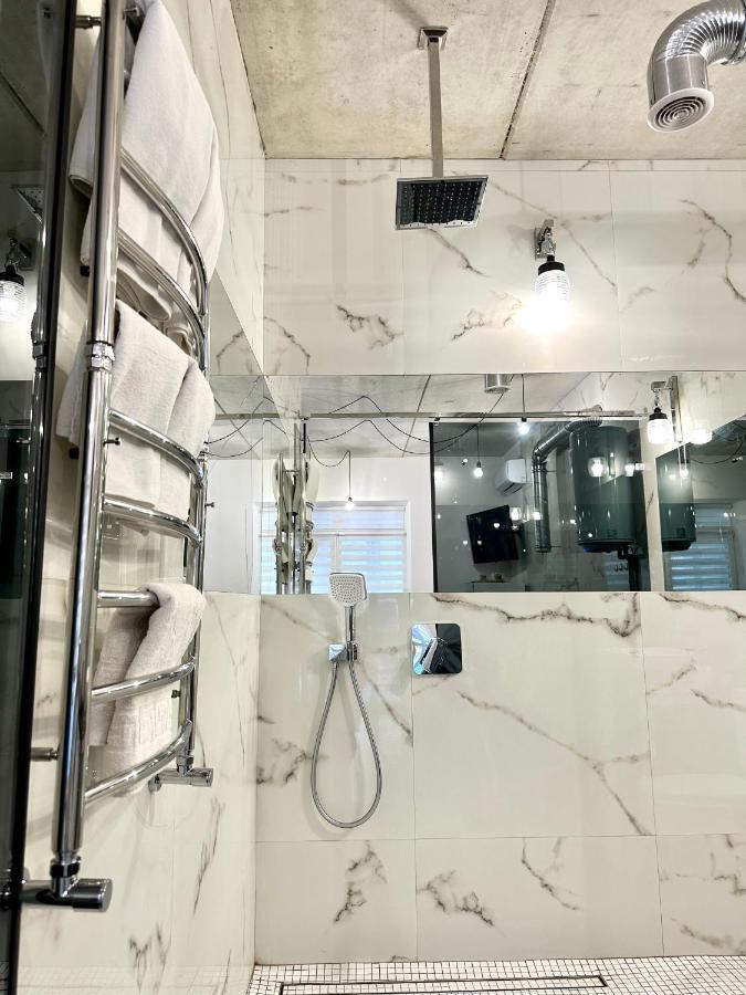 ריבנה Designer Apartments In The City Center מראה חיצוני תמונה