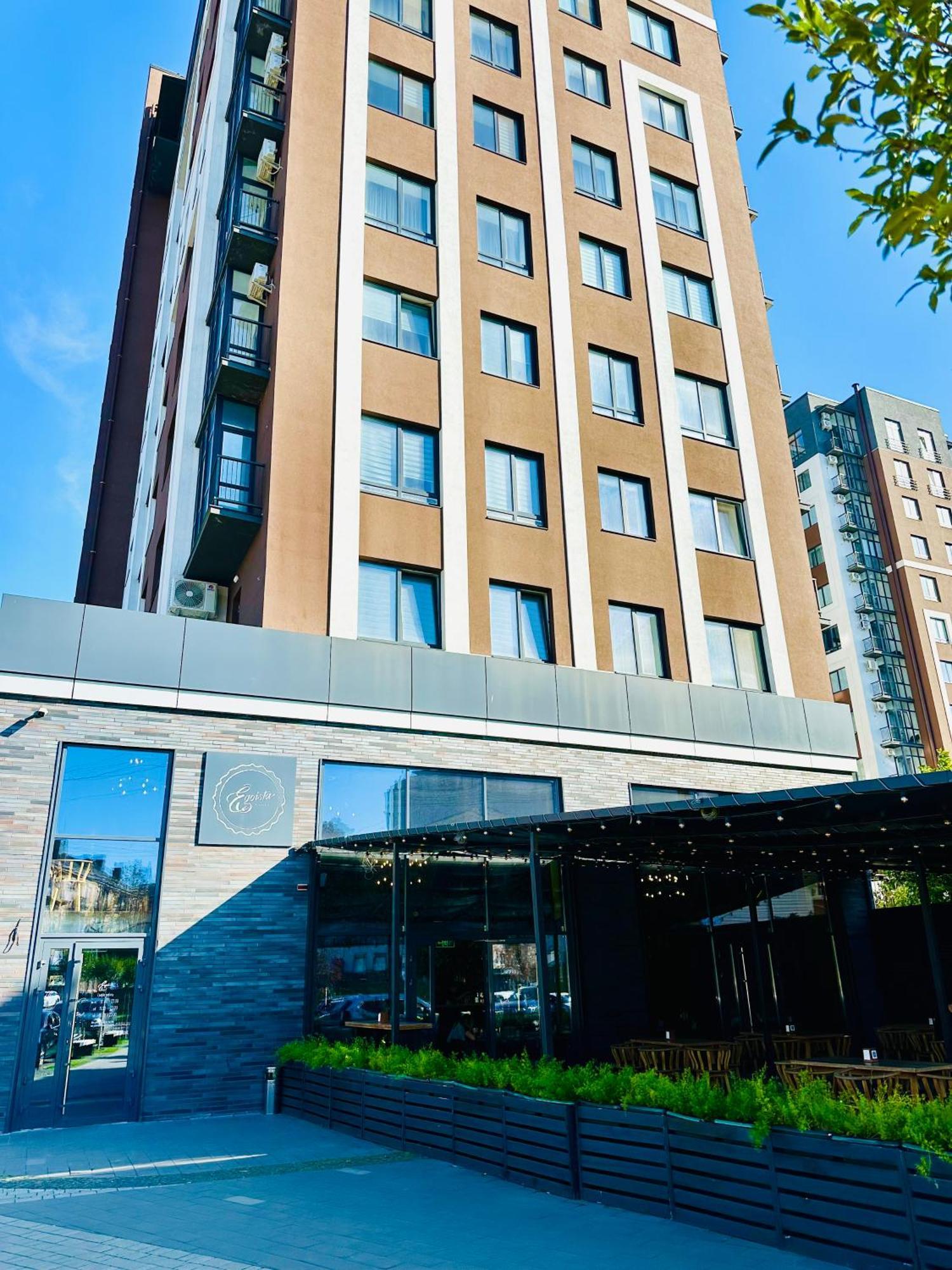 ריבנה Designer Apartments In The City Center מראה חיצוני תמונה